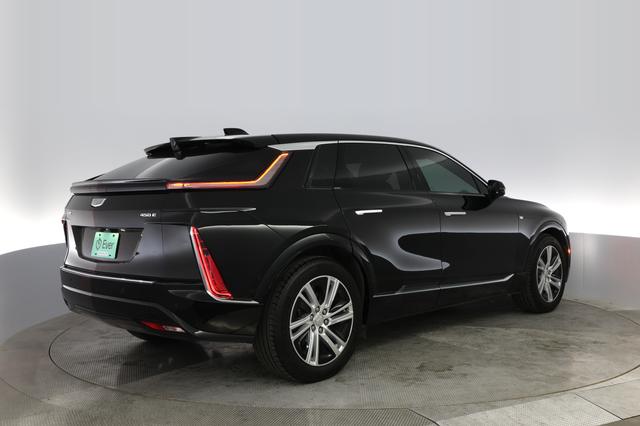 2024 Cadillac LYRIQ — photo 9 of 25