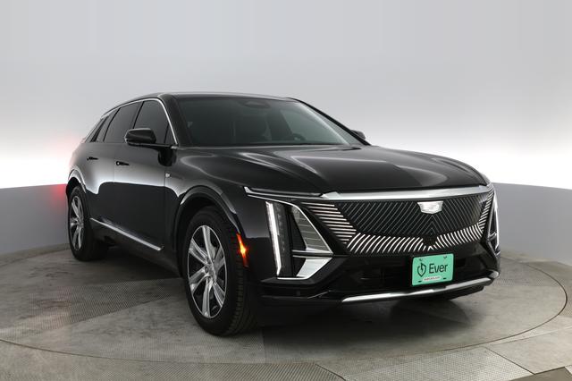 2024 Cadillac LYRIQ — photo 7 of 25