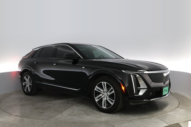 2024 Cadillac LYRIQ — photo 8 of 25