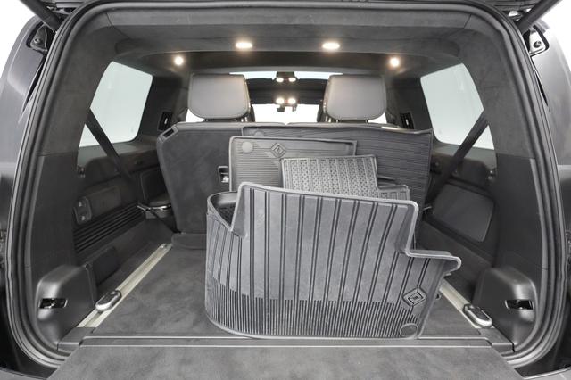 2022 Rivian R1S — photo 6 of 26