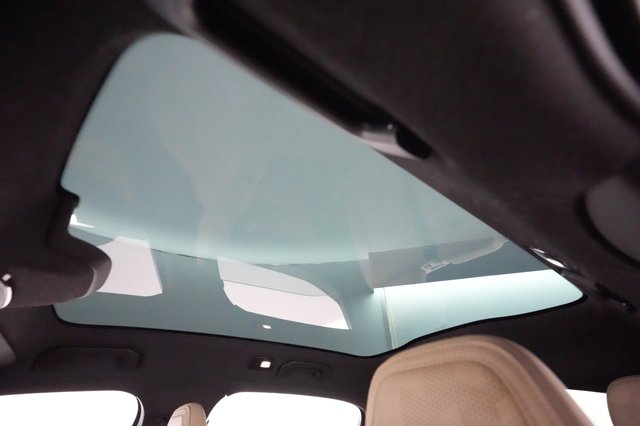 2022 Polestar 2 — photo 18 of 27