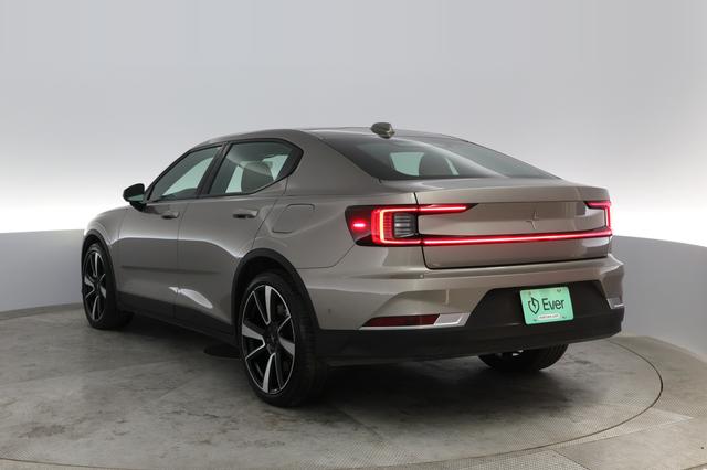 2022 Polestar 2 — photo 9 of 27