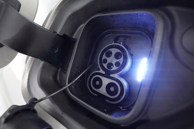 2022 Polestar 2 — photo 19 of 27