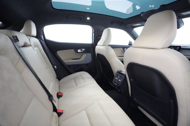 2022 Polestar 2 — photo 3 of 27
