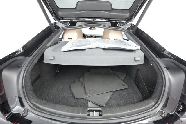 2022 Polestar 2 — photo 21 of 23
