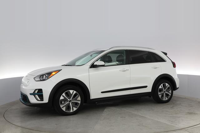 2022 Kia Niro EV — photo 10 of 24