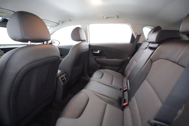 2022 Kia Niro EV — photo 16 of 24