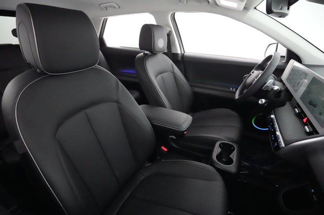 2023 Hyundai IONIQ 5 — photo 18 of 22