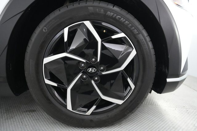 2023 Hyundai IONIQ 5 — photo 16 of 22