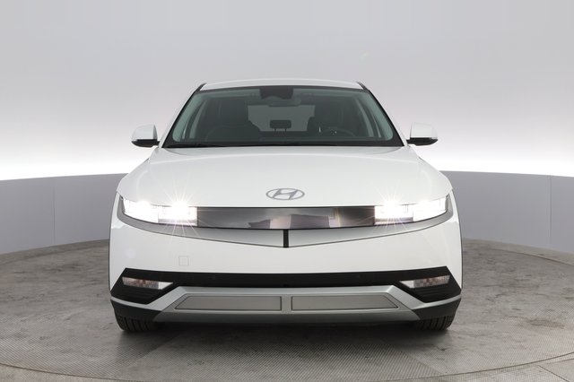 2023 Hyundai IONIQ 5 — photo 13 of 22