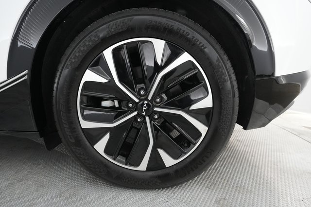 2024 Kia EV6 — photo 14 of 20
