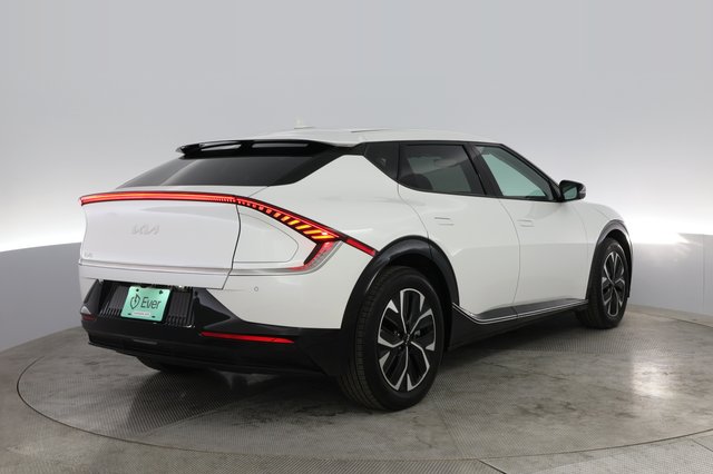 2024 Kia EV6 — photo 2 of 20