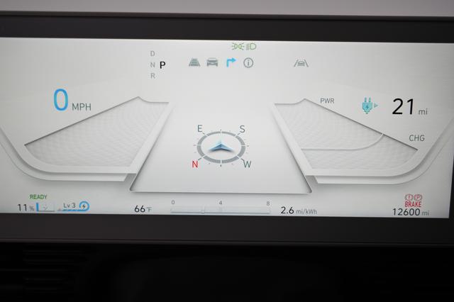 2023 Hyundai IONIQ 5 — photo 5 of 21