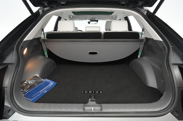 2023 Hyundai IONIQ 5 — photo 6 of 21