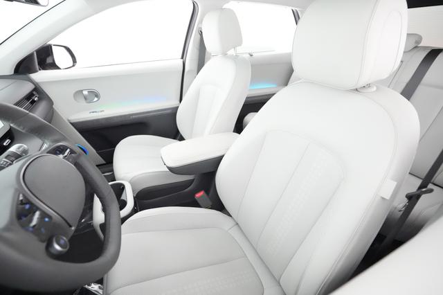 2023 Hyundai IONIQ 5 — photo 3 of 21