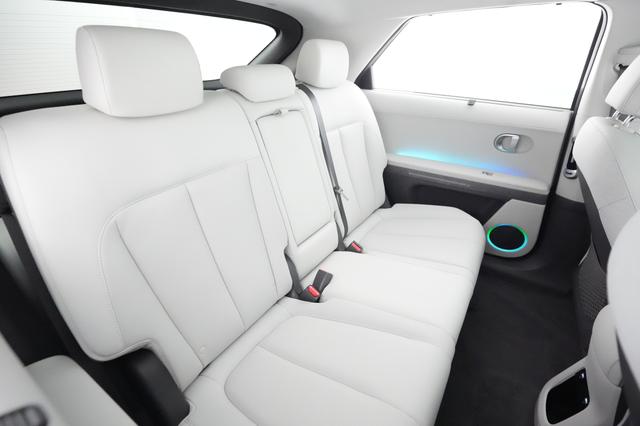 2023 Hyundai IONIQ 5 — photo 4 of 21