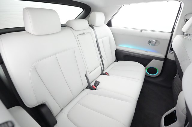 2023 Hyundai IONIQ 5 — photo 4 of 21