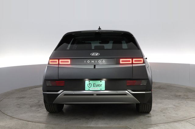 2023 Hyundai IONIQ 5 — photo 8 of 20