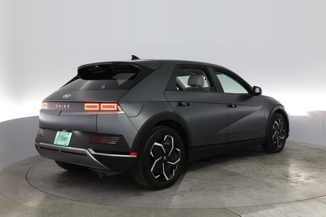 2023 Hyundai IONIQ 5 — photo 2 of 20