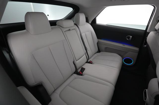 2023 Hyundai IONIQ 5 — photo 3 of 20