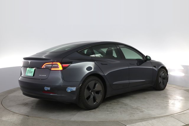 2021 Tesla Model 3 — photo 2 of 26
