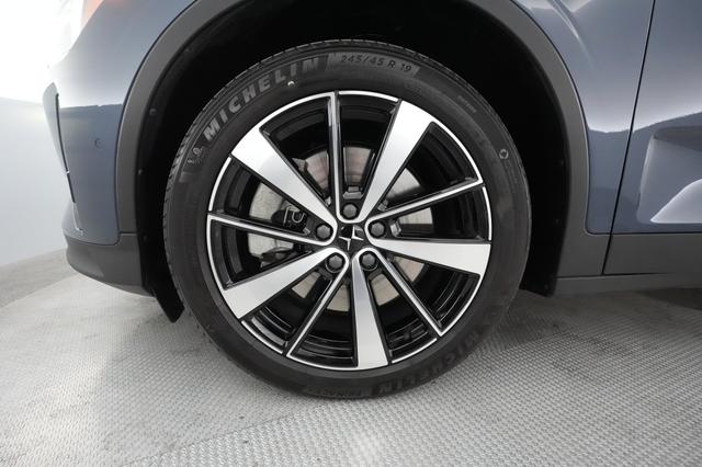 2022 Polestar 2 — photo 7 of 23