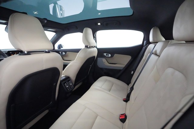 2022 Polestar 2 — photo 20 of 23