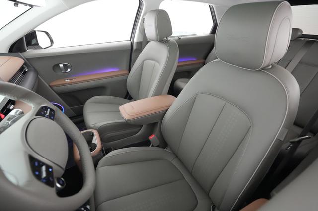 2024 Hyundai IONIQ 5 — photo 3 of 21