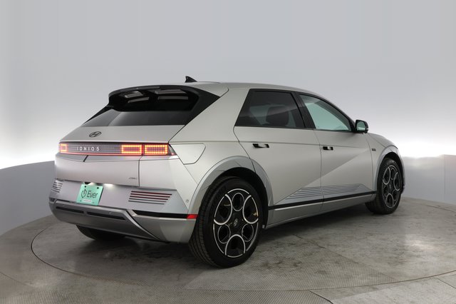 2024 Hyundai IONIQ 5 — photo 2 of 21