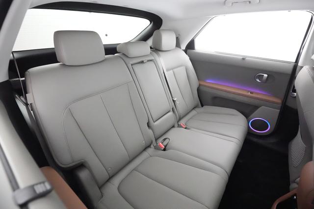 2024 Hyundai IONIQ 5 — photo 4 of 21