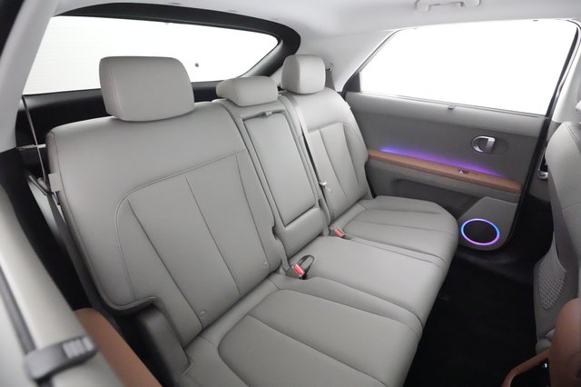2024 Hyundai IONIQ 5 — photo 4 of 21