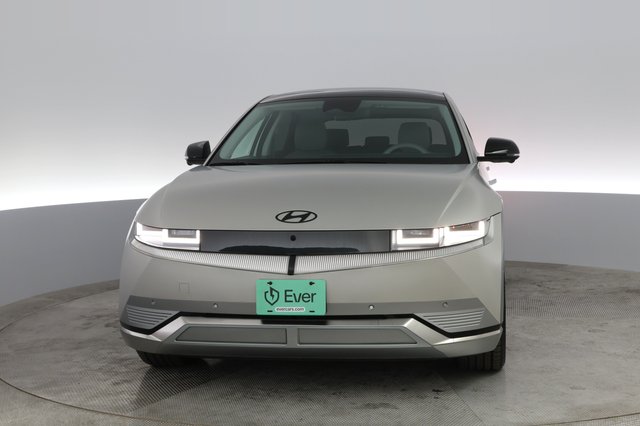 2024 Hyundai IONIQ 5 — photo 13 of 23