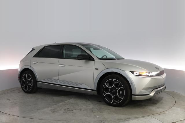 2024 Hyundai IONIQ 5 — photo 10 of 22