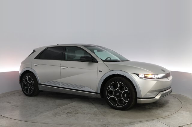 2024 Hyundai IONIQ 5 — photo 10 of 22
