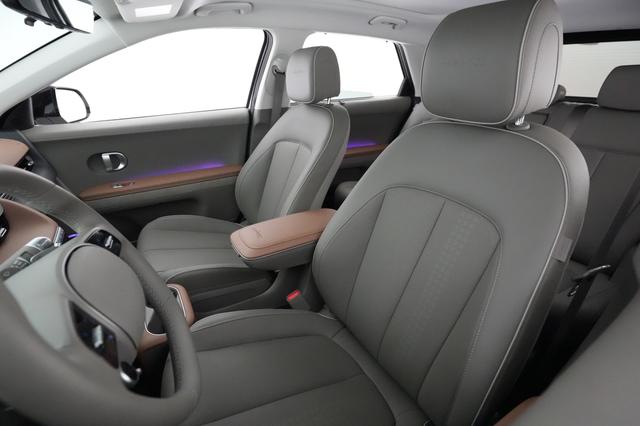 2024 Hyundai IONIQ 5 — photo 2 of 22
