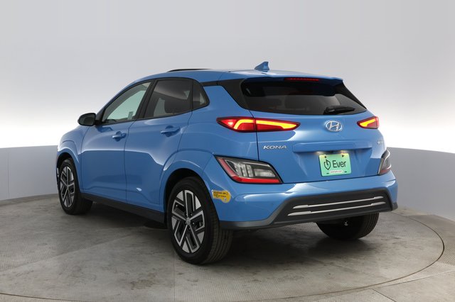 2022 Hyundai Kona — photo 10 of 23