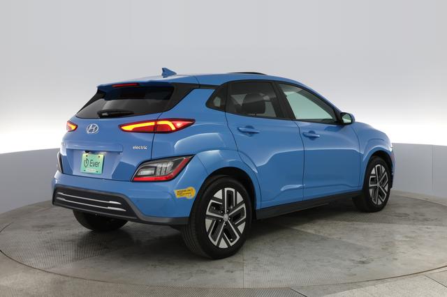 2022 Hyundai Kona — photo 2 of 23
