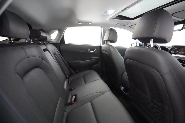 2022 Hyundai Kona — photo 4 of 23
