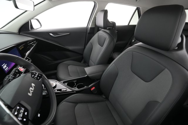 2023 Kia Niro EV — photo 3 of 20
