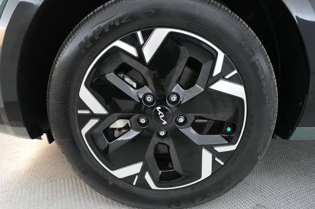 2023 Kia Niro EV — photo 7 of 20