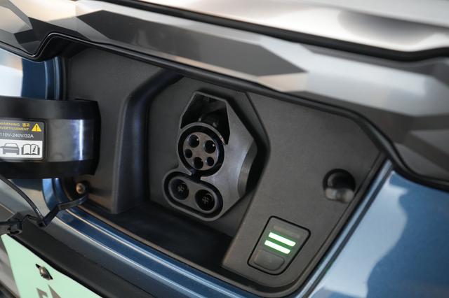 2024 Kia Niro EV — photo 8 of 20