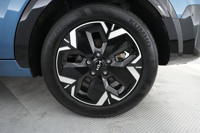 2024 Kia Niro EV — photo 7 of 20