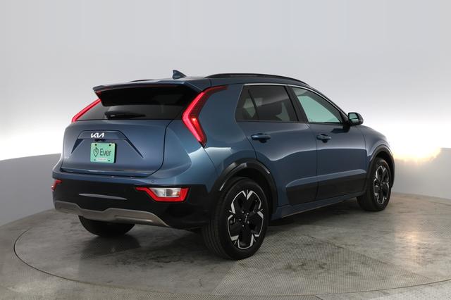 2024 Kia Niro EV — photo 2 of 20