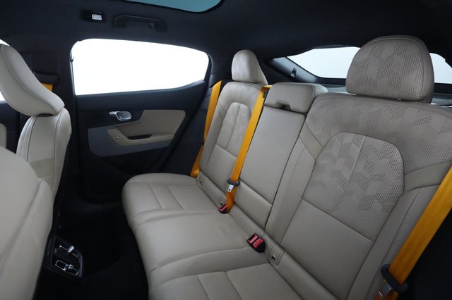 2022 Polestar 2 — photo 20 of 21