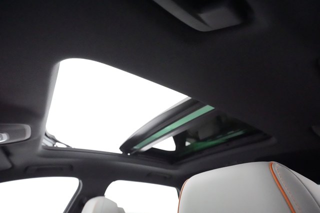 2022 Audi e-tron — photo 19 of 20