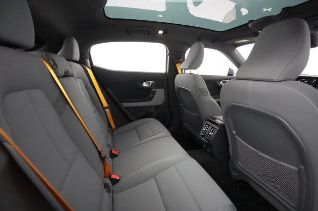 2022 Polestar 2 — photo 3 of 22