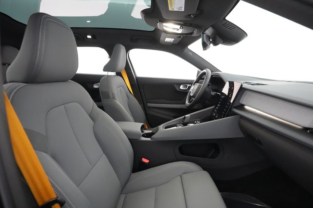 2022 Polestar 2 — photo 17 of 22