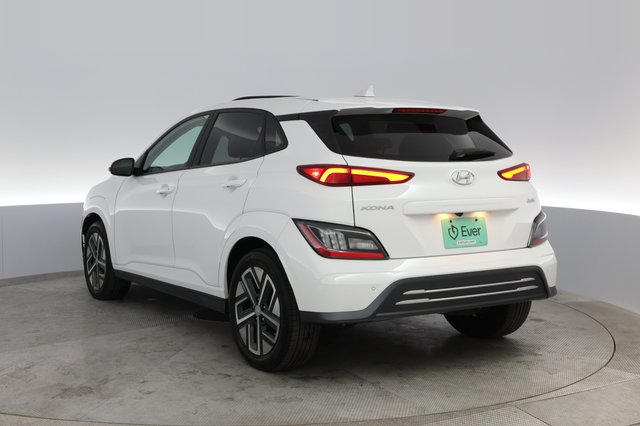 2022 Hyundai Kona — photo 9 of 22