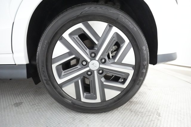 2022 Hyundai Kona — photo 15 of 22