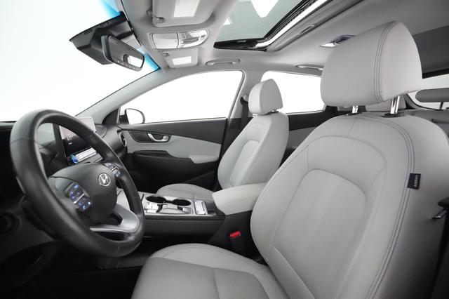 2022 Hyundai Kona — photo 3 of 22